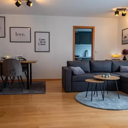 Klassen Apartments! Zentral Und Bequem, Entdecken Sie Bad Schussenried Buitenkant foto