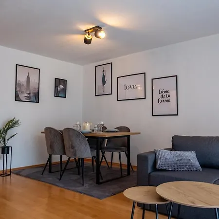 Klassen Apartments! Zentral Und Bequem, Entdecken Sie Bad Schussenried Buitenkant foto